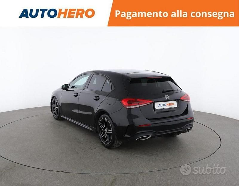 Usata Mercedes A180 Premium 115 CV (84 kW) 2022 Nero Berlina