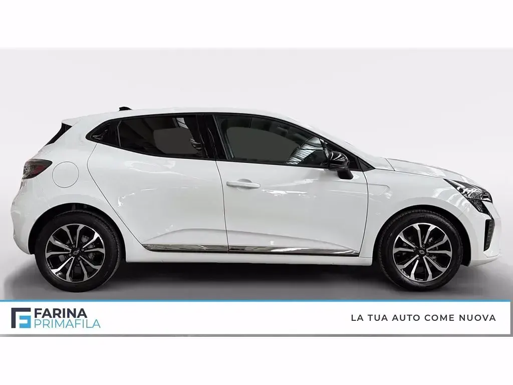 Usata Renault Clio Techno 91 CV (66 kW) 2024 Bianco Utilitaria