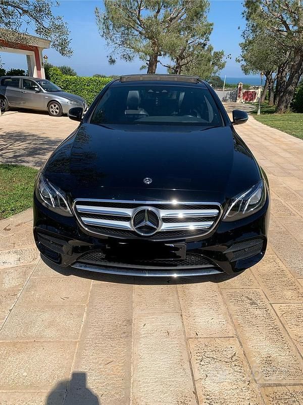 Usata Mercedes 220 170 CV (125 kW) 2018 Nero Berlina