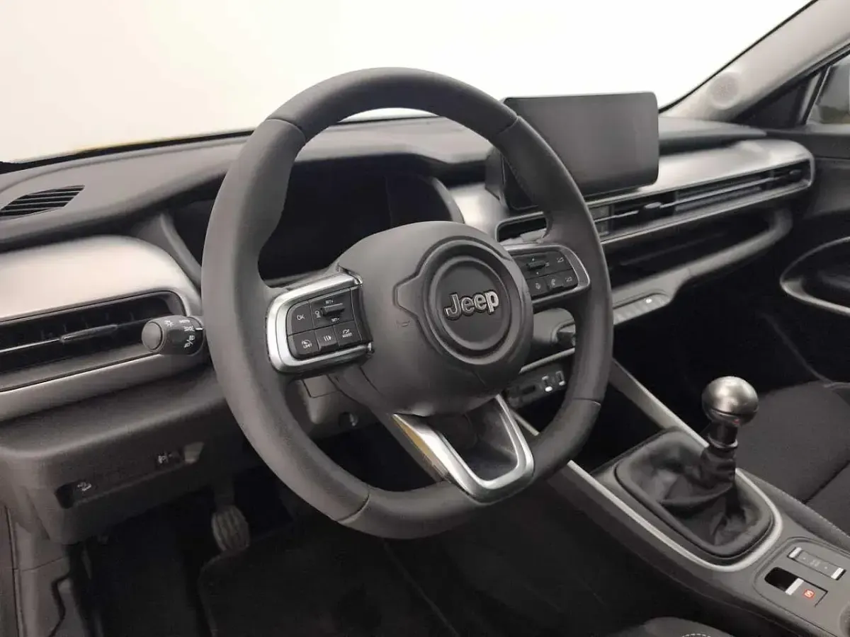 Usata Jeep Avenger Summit 101 CV (74 kW) 2025 Sun SUV