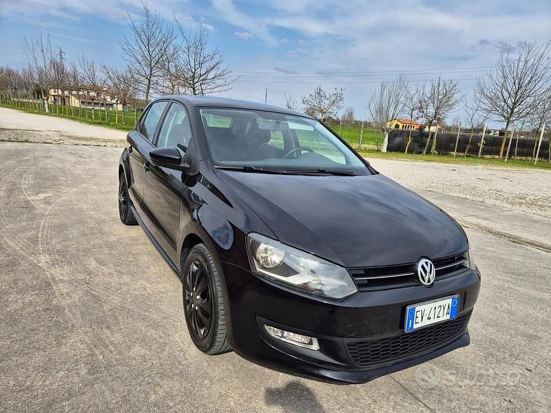 Usata VW Polo Comfortline 70 CV (51 kW) 2014 Nero Berlina