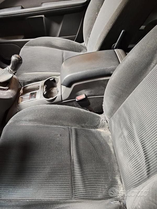 Usata Ford C-MAX 116 CV (85 kW) 2005 Grigio Monovolume