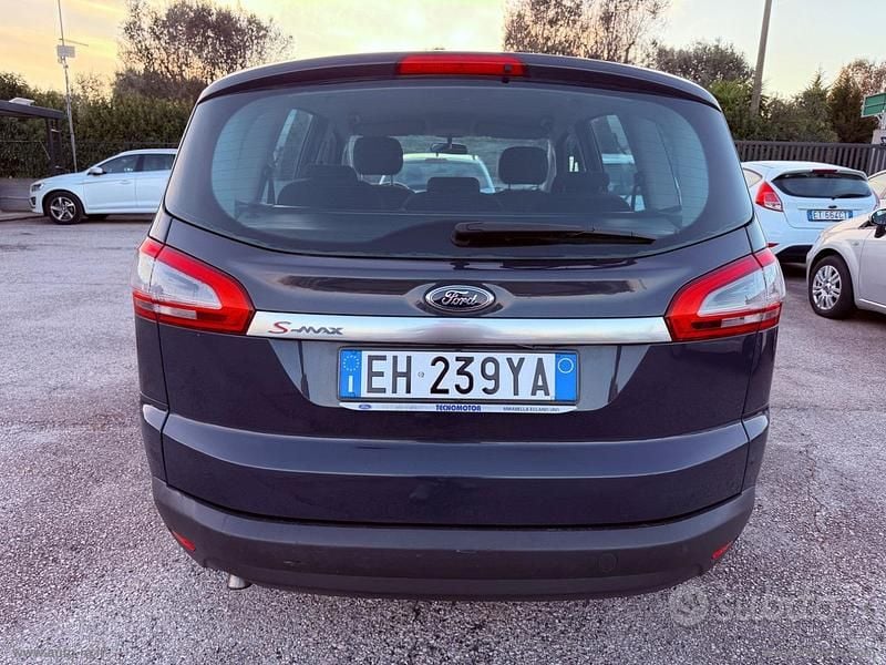 Usata Ford S-MAX Titanium 163 CV (119 kW) 2011 Monovolume