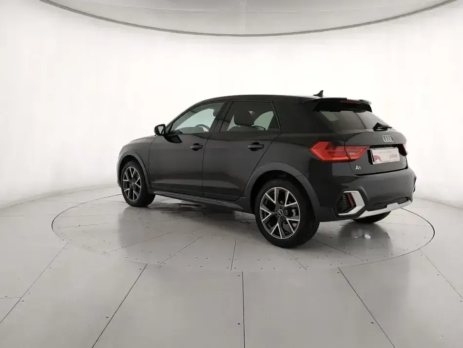 Usata Audi A1 Admired 150 CV (110 kW) 2022 Nero SUV