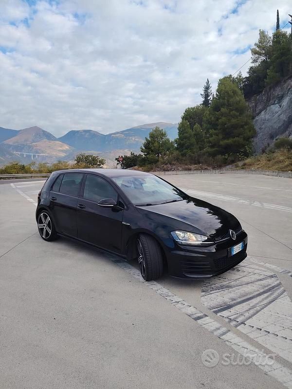 Usata VW Golf VII GTD 184 CV (135 kW) 2015 Nero Berlina