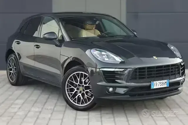 Usata Porsche Macan 252 CV (185 kW) 2018 Nero SUV