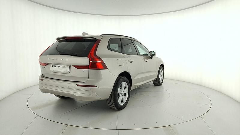 Occasion Volvo XC60 Core 197 ch (144 kW) 2022 Argent SUV