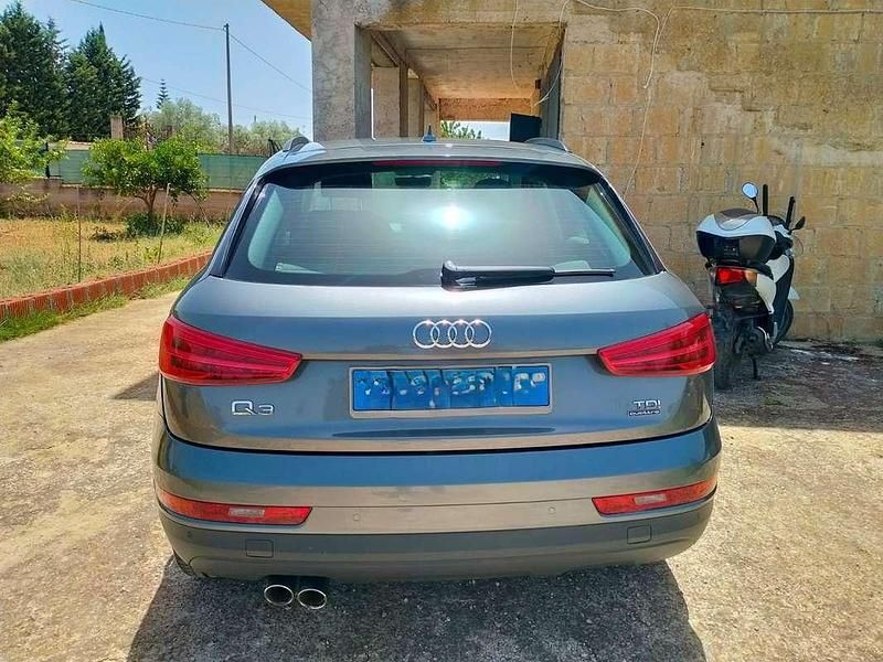 Usata Audi Q3 Business 150 CV (110 kW) 2016 Grigio SUV