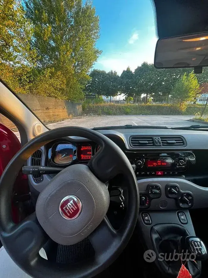 Usata Fiat Panda 69 CV (50 kW) 2013 Rosso Utilitaria