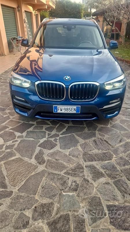Usata BMW X3 Efficient Dynamics 190 CV (139 kW) 2018 Blu SUV