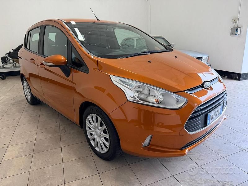 Usata Ford B-MAX Titanium 95 CV (69 kW) 2017 Marrone Monovolume