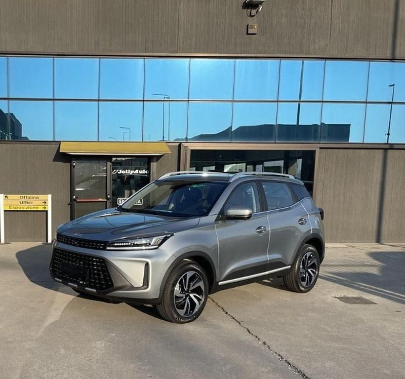 Nuova EMC SEI 147 CV (108 kW) 2025 Argento / metallizzato SUV