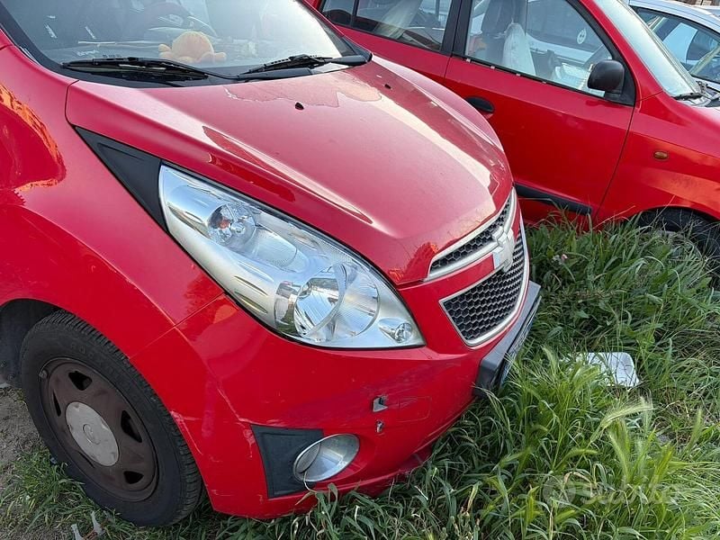 Usata Chevrolet Spark 68 CV (50 kW) 2012 Rosso Utilitaria