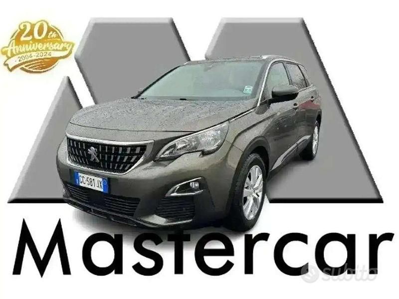Usata Peugeot 5008 Business-Line 131 CV (96 kW) 2020 Grigio SUV