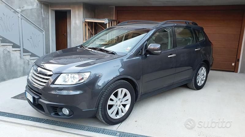 Usata Subaru Tribeca 258 CV (189 kW) 2010 Nero SUV