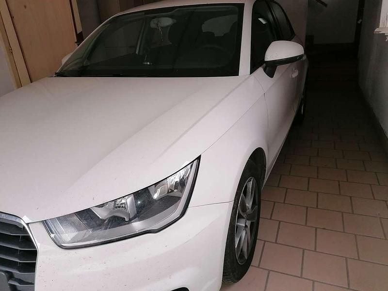 Usata Audi A1 Sportback Ambiente 90 CV (66 kW) 2017 Utilitaria