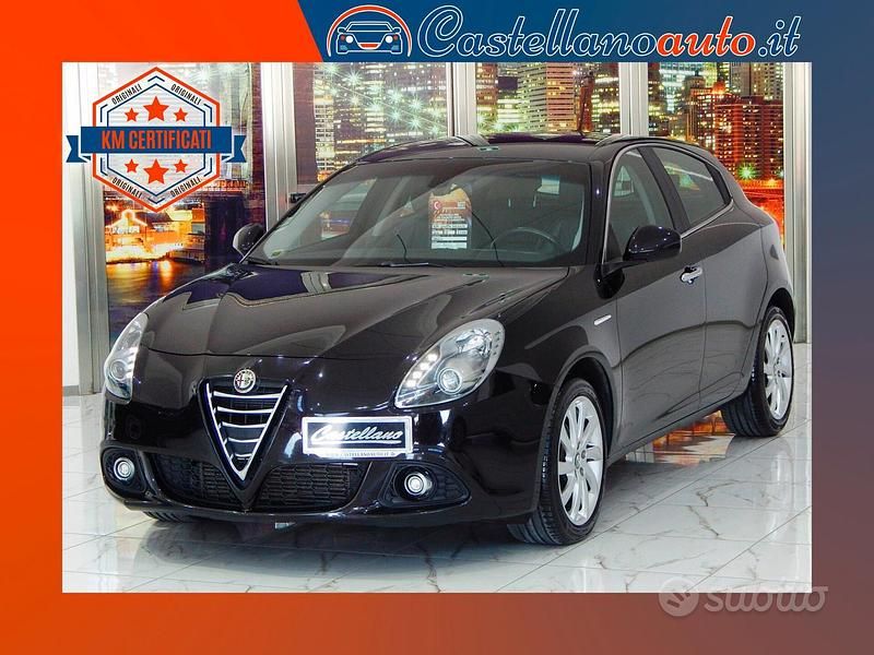 Nero Usata 2016 Alfa Romeo Giulietta Distinctive Tre volumi | 10.300 € (Buon prezzo) - Immagine 1/4