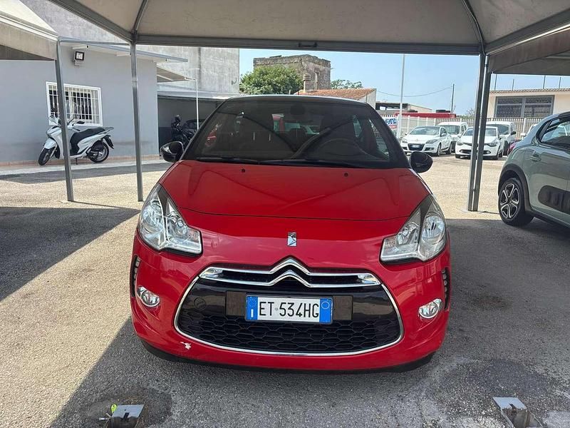 Rosso Usata 2014 Citroën DS3 Tre volumi | 4500 € (Ottimo prezzo) - Immagine 1/4