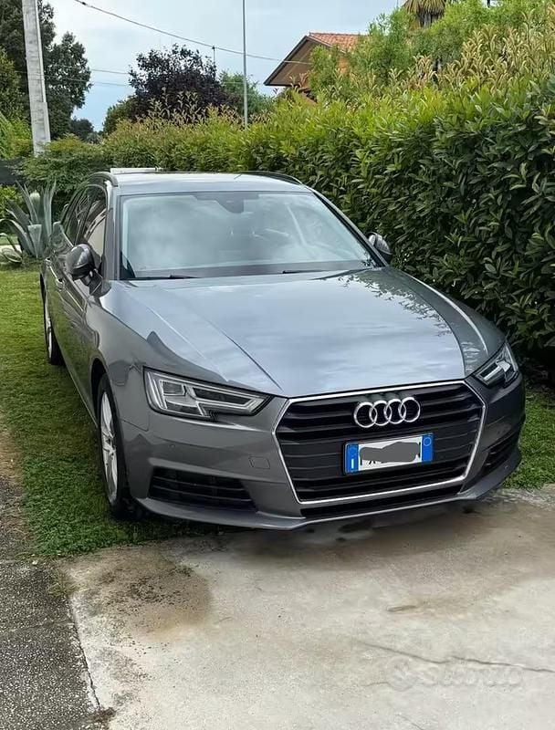 Usata Audi A4 Sport 150 CV (110 kW) 2019 Grigio Station wagon