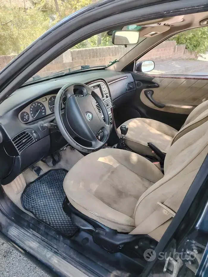 Usata Lancia Lybra 116 CV (85 kW) 2001 Berlina