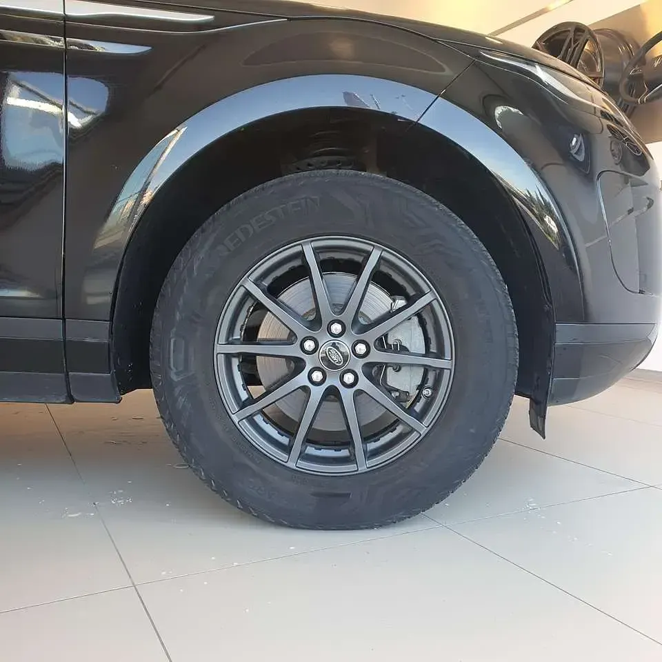 Usata Land Rover Range Rover evoque S 150 CV (110 kW) 2019 Nero metallizzato SUV