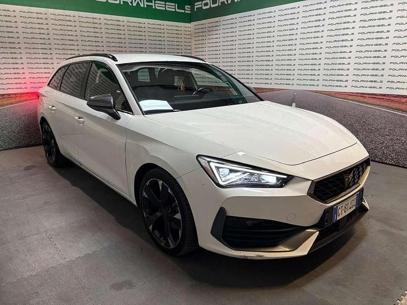 Usata Cupra Leon 150 CV (110 kW) 2024 Bianco Station wagon