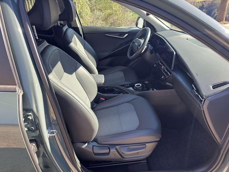 Usata Kia Niro 105 CV (77 kW) 2022 Verde SUV