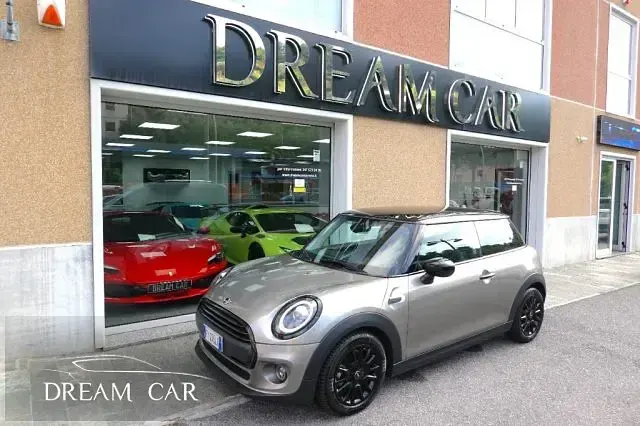 Usata Mini ONE 102 CV (75 kW) 2019 Utilitaria