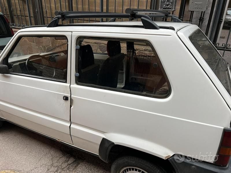 Usata Fiat 750 34 CV (25 kW) 1988 Berlina