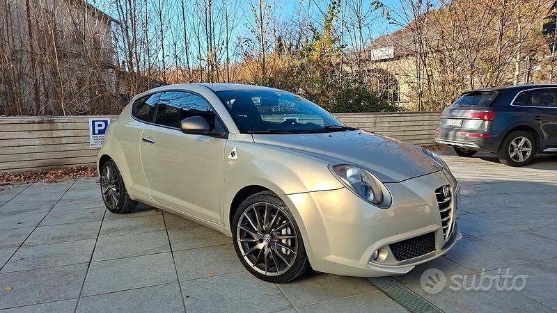 Usata 2010 Alfa Romeo MiTo Quadrifoglio Verde Due volumi | 4900 € (Super prezzo) - Immagine 1/4