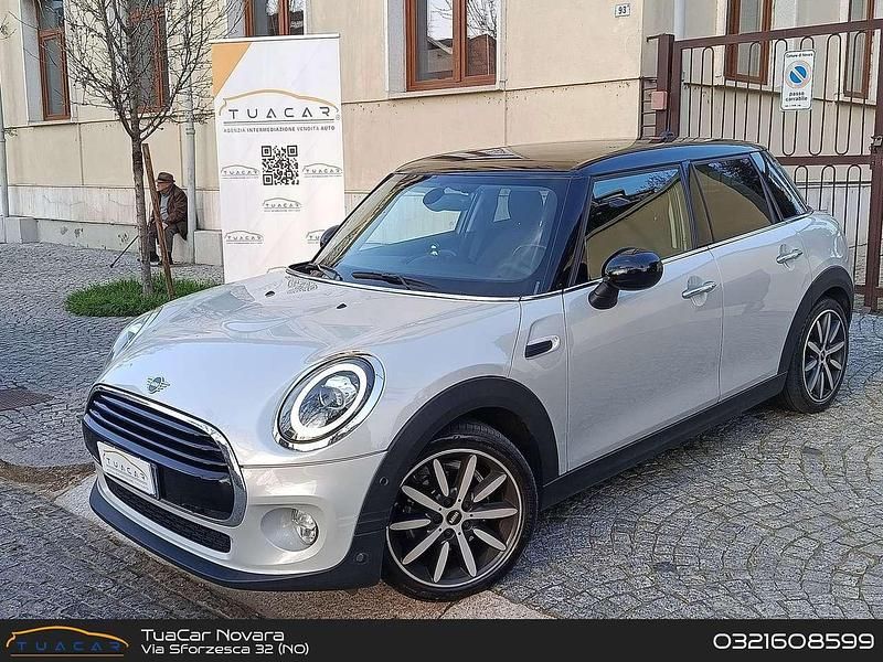 Usata Mini Cooper D Business 116 CV (85 kW) 2018 Grigio Utilitaria