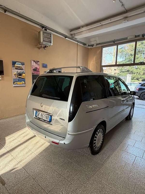 Usata Lancia Phedra Platinum 136 CV (100 kW) 2007 Argento Monovolume