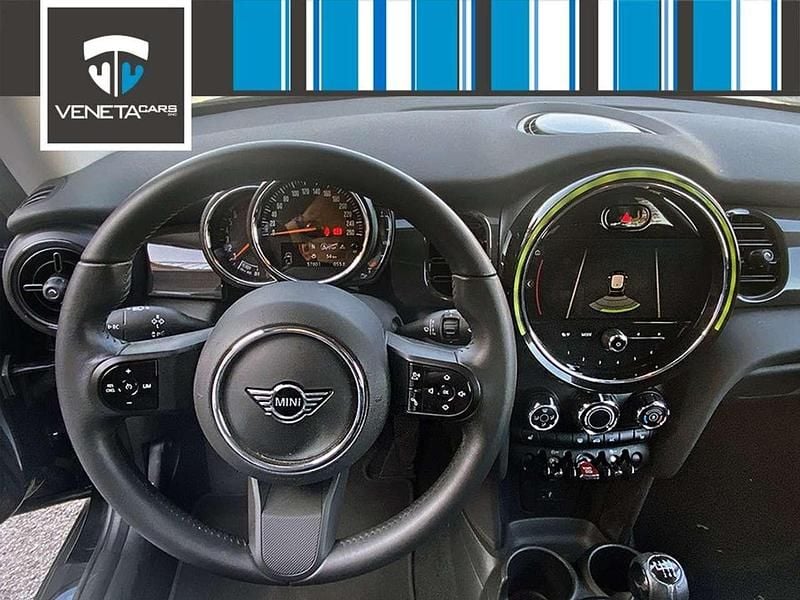 Usata Mini ONE Classic 102 CV (75 kW) 2022 Midnight Utilitaria