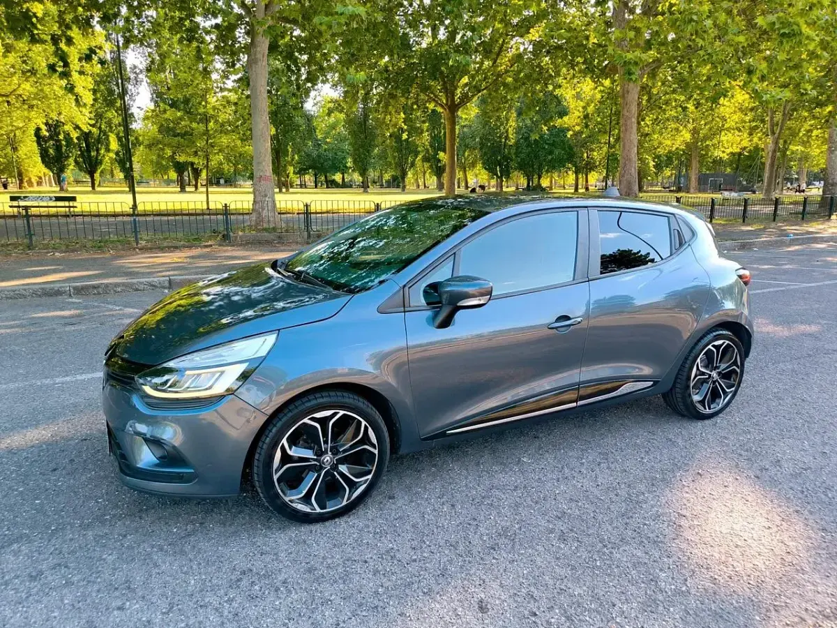 Usata Renault Clio IV 90 CV (66 kW) 2018 Grigio Berlina