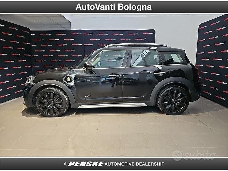 Usata Mini Cooper Countryman Essential 220 CV (161 kW) 2022 Nero SUV