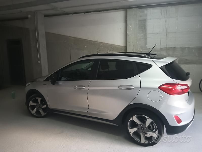 Usata Ford Fiesta Active 2019 Grigio Utilitaria