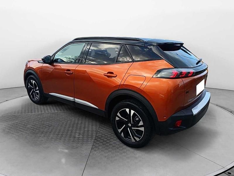 Usata Peugeot 2008 GT 110 CV (80 kW) 2021 Marrone SUV