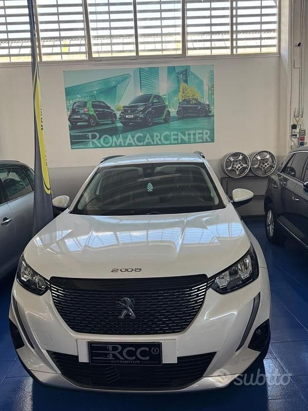 Usata Peugeot 2008 Active 131 CV (96 kW) 2020 Bianco SUV