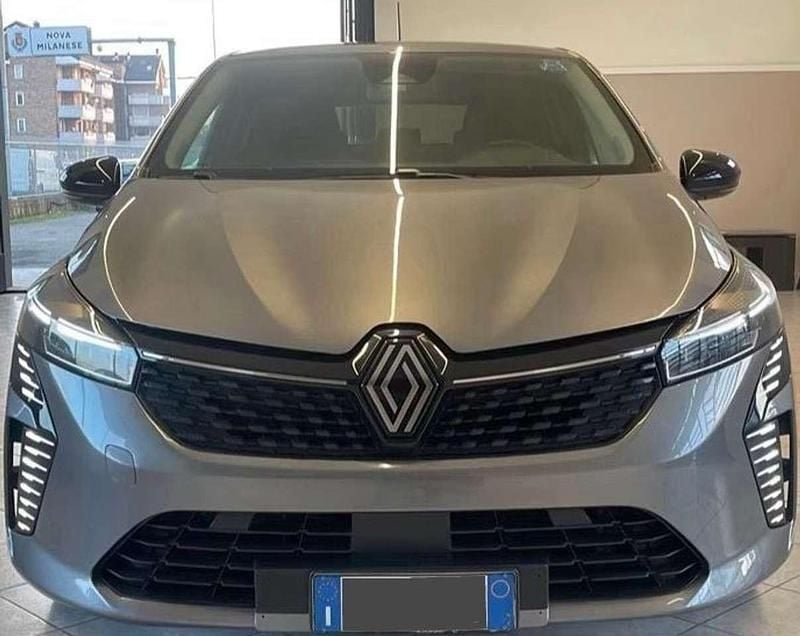 Usata Renault Clio V Evolution 101 CV (74 kW) 2024 Grigio Berlina