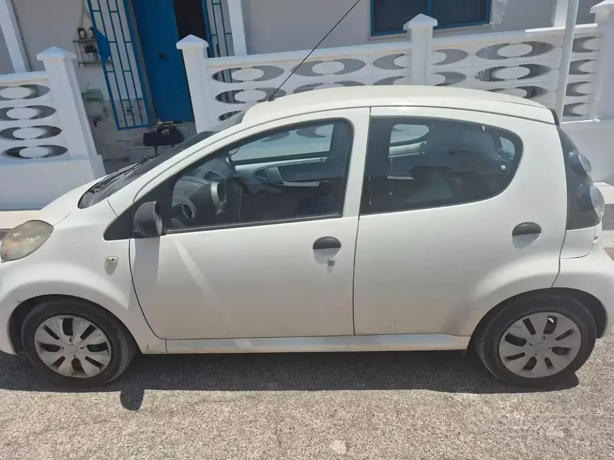 Usata Citroën C1 68 CV (50 kW) 2010 Bianco Utilitaria