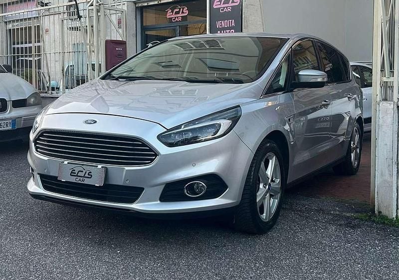 Usata Ford S-MAX Titanium 150 CV (110 kW) 2017 Grigio Monovolume