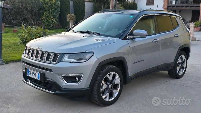 Usata Jeep Compass 140 CV (102 kW) 2019 Grigio SUV