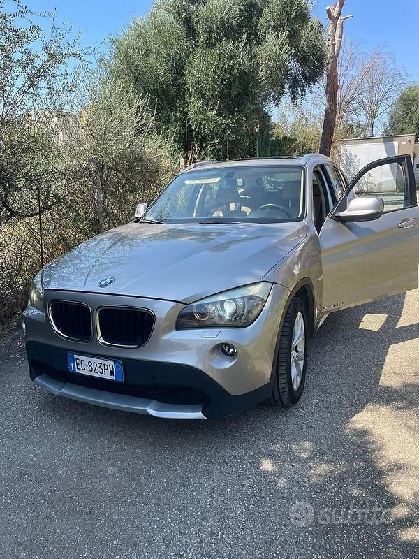 Usata BMW X1 177 CV (130 kW) 2010 Marrone SUV