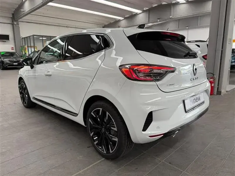 Nuova Renault Clio Techno 101 CV (74 kW) 2025 Bianco Utilitaria