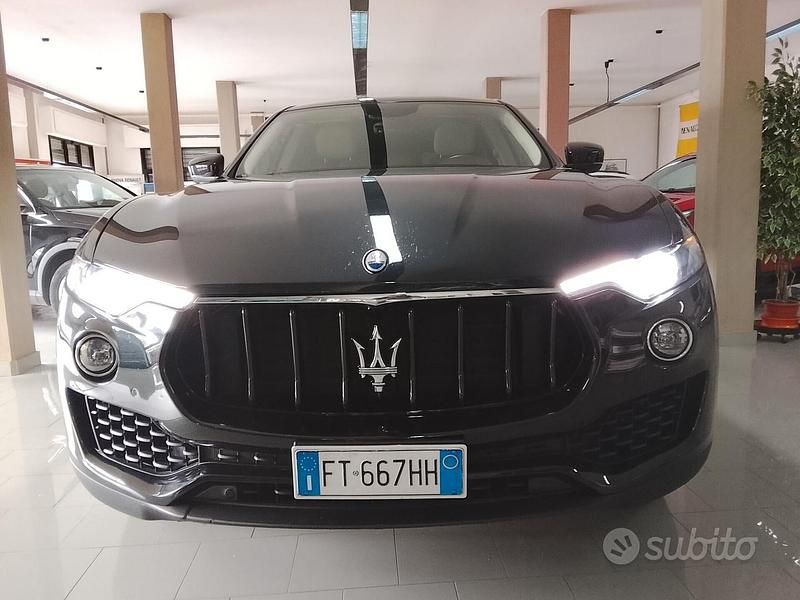 Usata Maserati Levante 250 CV (183 kW) 2018 Nero SUV