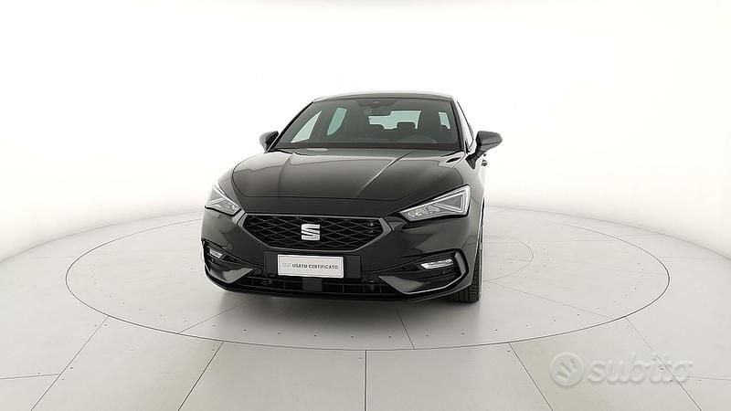Usata Seat Leon FR 150 CV (110 kW) 2024 Nero Berlina