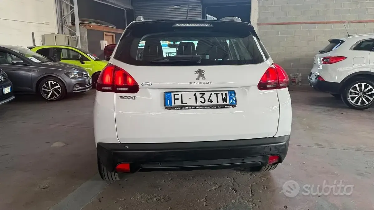 Usata Peugeot 2008 99 CV (72 kW) 2017 Bianco SUV