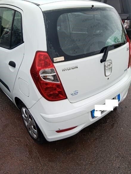 Usata Hyundai i10 69 CV (50 kW) 2013 Bianco Utilitaria
