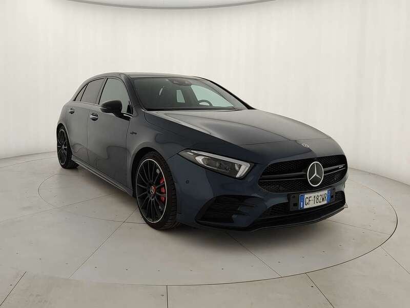 Grigio montagna Usata 2021 Mercedes A35 AMG Premium Berlina | 29.400 € (Super prezzo) - Immagine 1/4