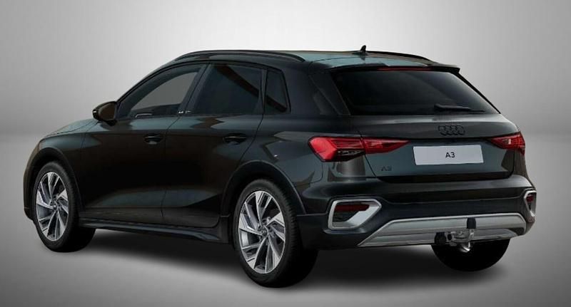 Usata Audi A3 Ambiente 150 CV (110 kW) 2024 Nero Utilitaria